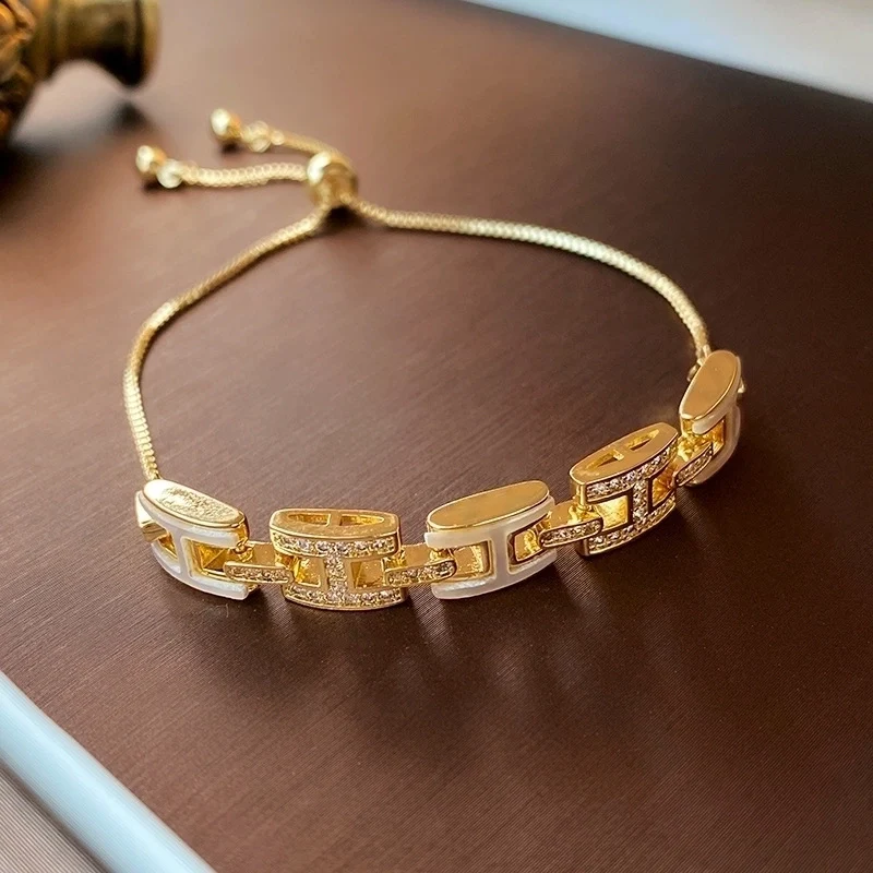 Golden H Elegance Bracelet