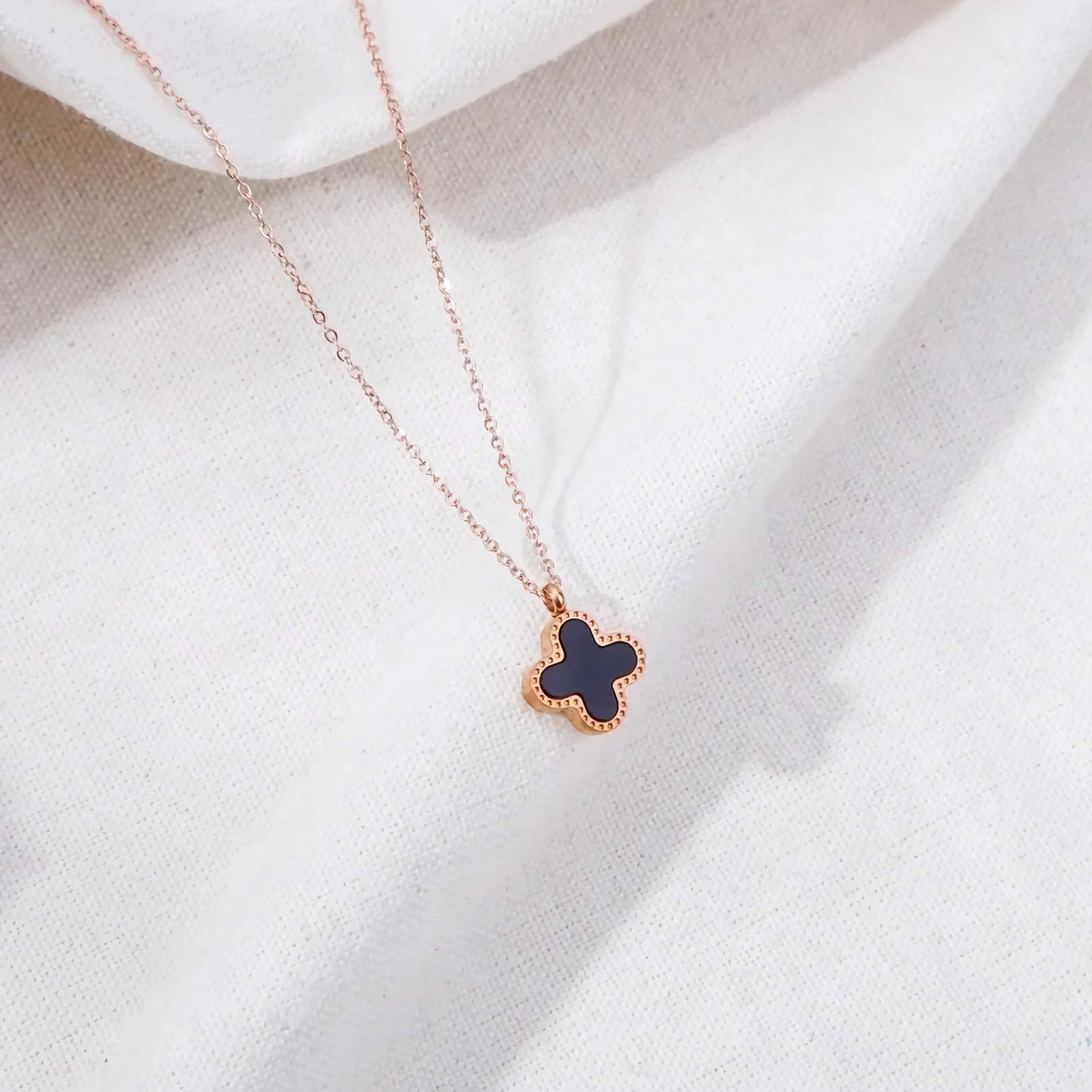 Four-Leaf Clover Shell Pendant Necklace